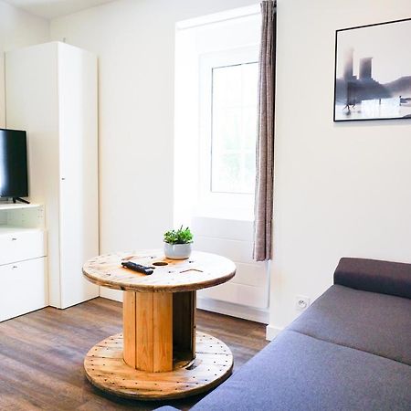 Les Studios Propres Et Tout Equipes Brest Exteriör bild
